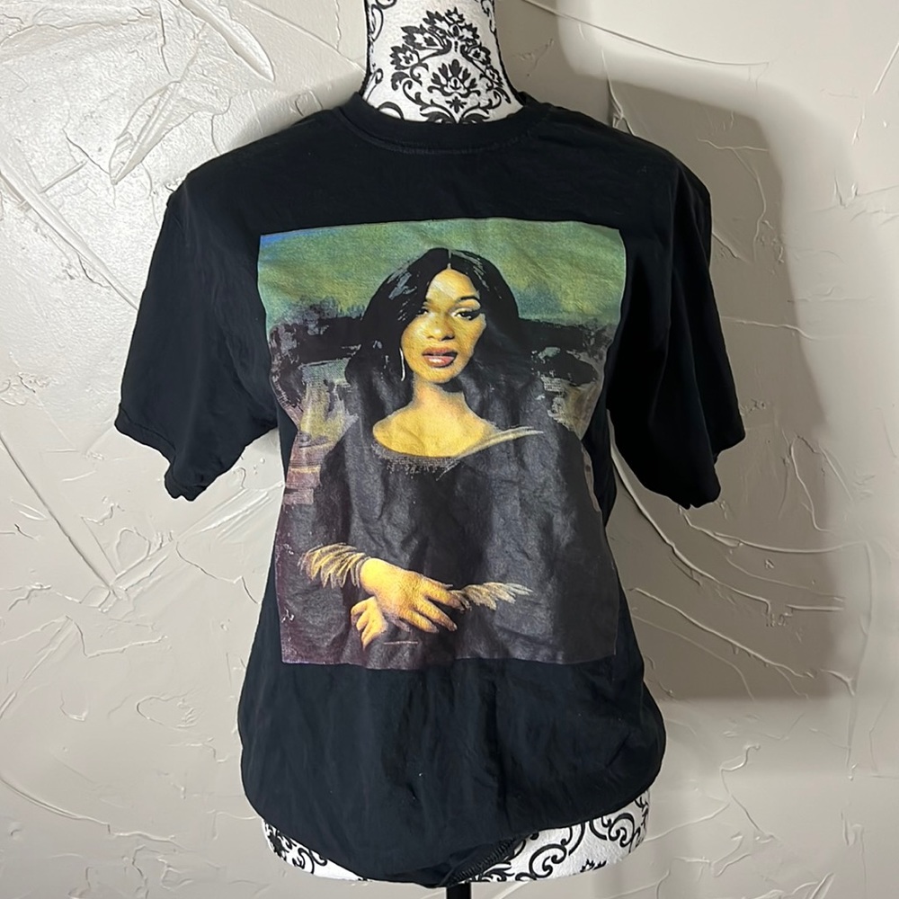 Cardi B Mona Lisa shirt